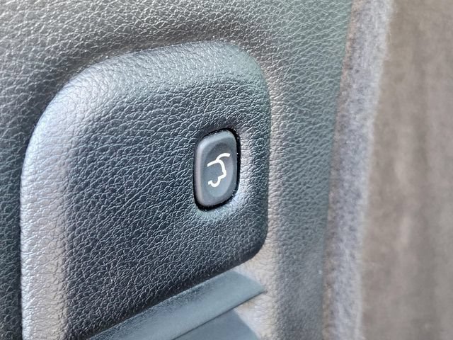 Used 2021 Dodge Durango R/T w/ Blacktop Package AWD/4WD image 30