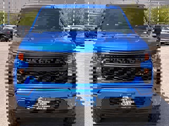 Used 2026 Chevrolet Silverado 1500 Custom w/ LPO, Dark Essentials Package image 9