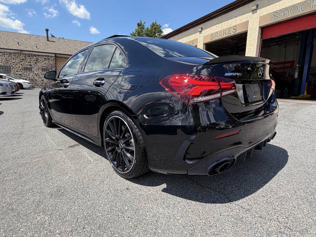 Used 2020 Mercedes-Benz A 35 AMG 4MATIC image 4