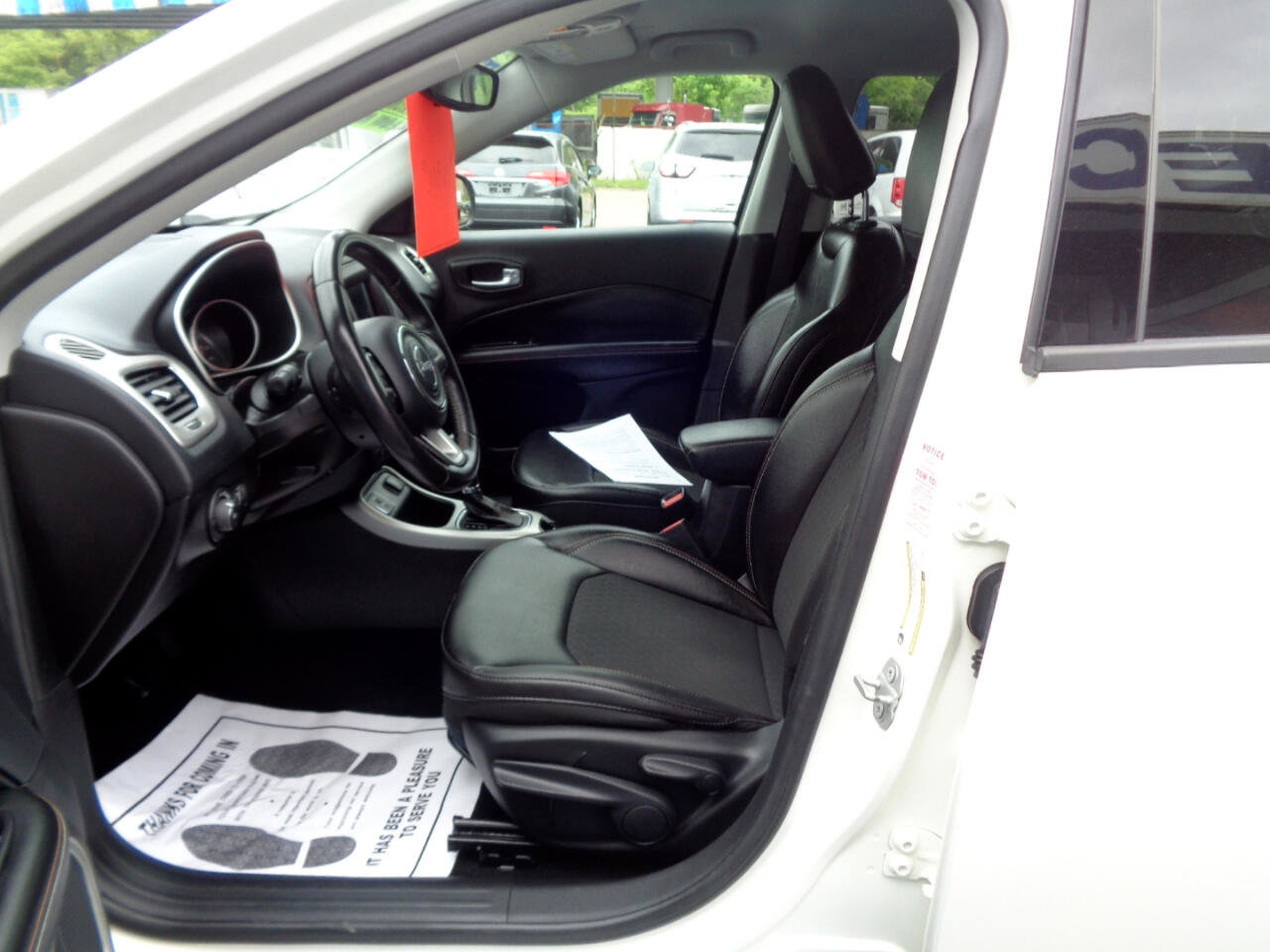 Used 2020 Jeep Compass Latitude image 10