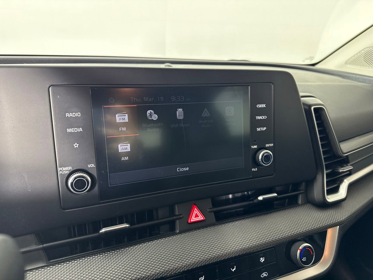 Used 2024 Kia Sportage LX image 16