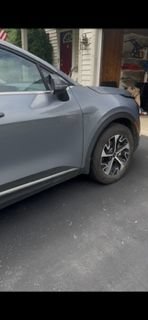 Used 2023 Kia Sportage EX FWD image 2