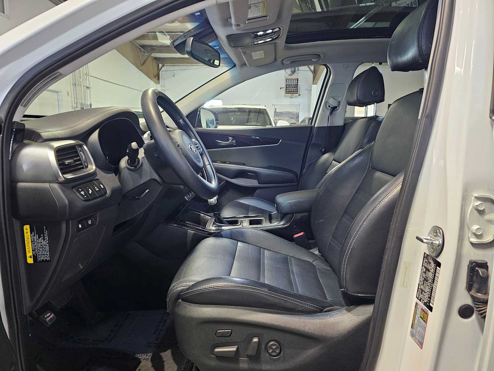 Used 2018 Kia Sorento SX AWD/4WD image 23