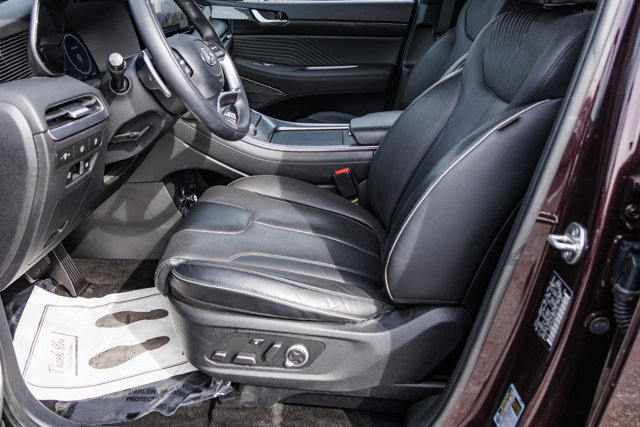 Used 2023 Hyundai Palisade Calligraphy image 11