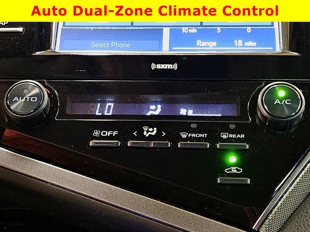 Used 2020 Toyota Camry SE image 23