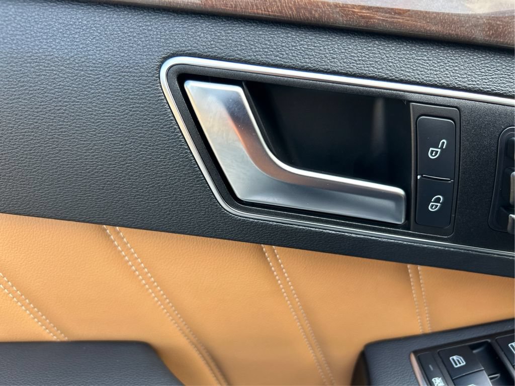 Used 2013 Mercedes-Benz E 350 Sedan image 45