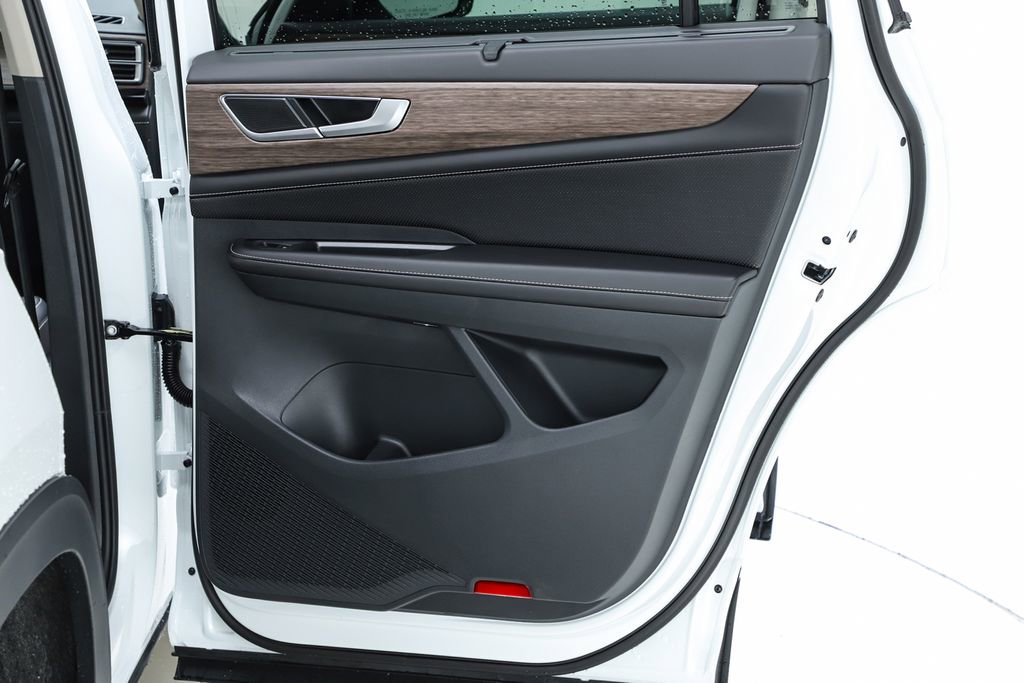 New 2026 Volkswagen Atlas SEL image 31