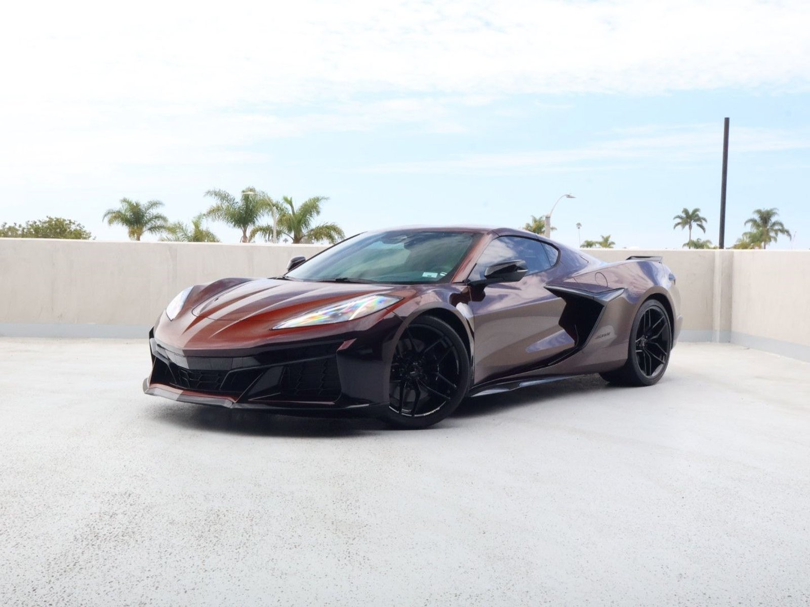 Used 2025 Chevrolet Corvette Z06 RWD image 1