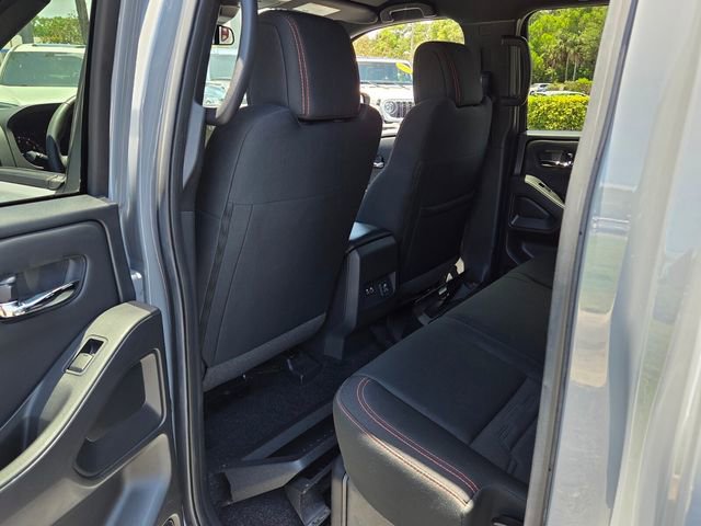 Used 2025 Nissan Frontier PRO-4X w/ Pro Convenience Package AWD/4WD image 11