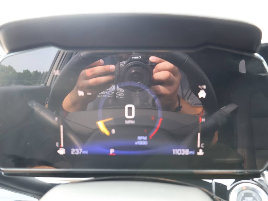 Certified 2026 Chevrolet Trax RS w/ Sunroof Package FWD image 19