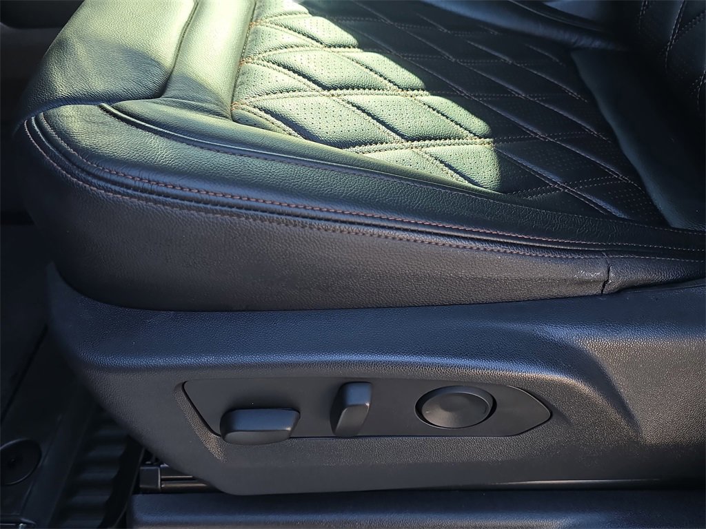 Used 2023 GMC Sierra 1500 AT4 w/ AT4 Premium Package image 30