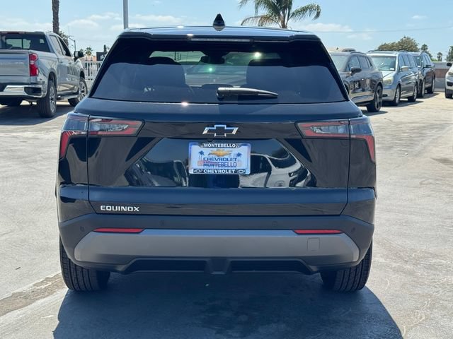 New 2027 Chevrolet Equinox LT w/ Convenience Package II FWD image 4