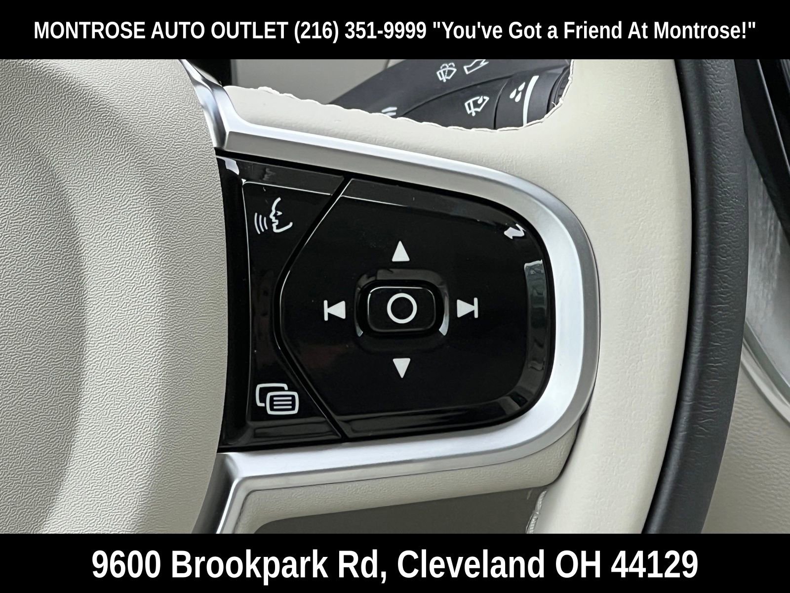 New 2025 Volvo XC60 T8 Plus w/ Protection Package Premier image 29