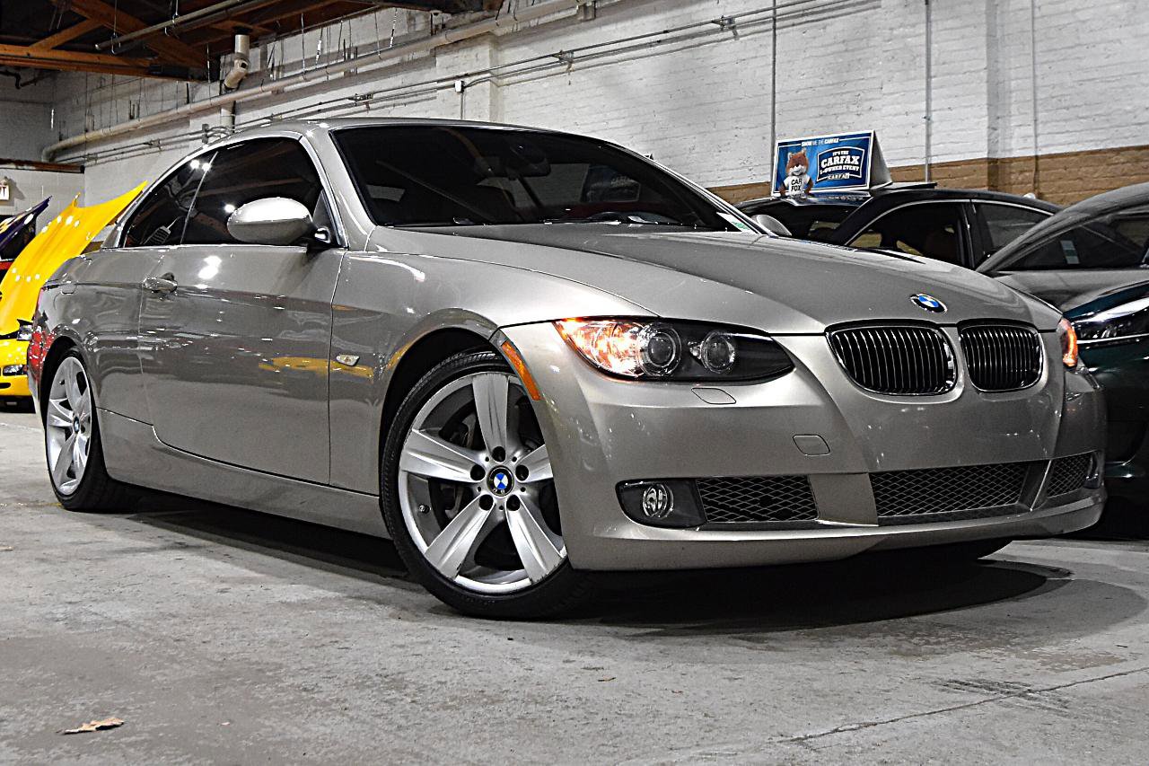 Used 2007 BMW 335i Convertible image 2