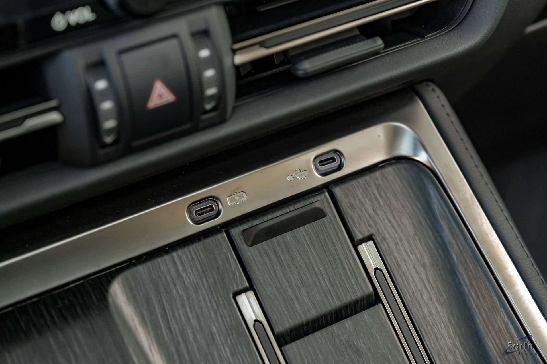 Used 2025 Lexus GX 550 w/ Accessory Package (CT) image 68