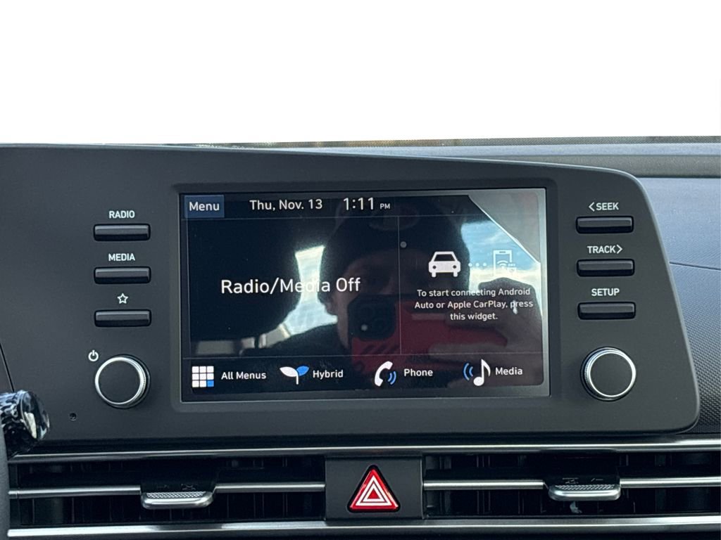 New 2026 Hyundai Elantra Hybrid w/ Cargo Package FWD image 10