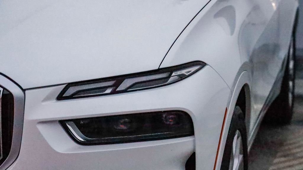 Used 2023 BMW X7 xDrive40i image 5