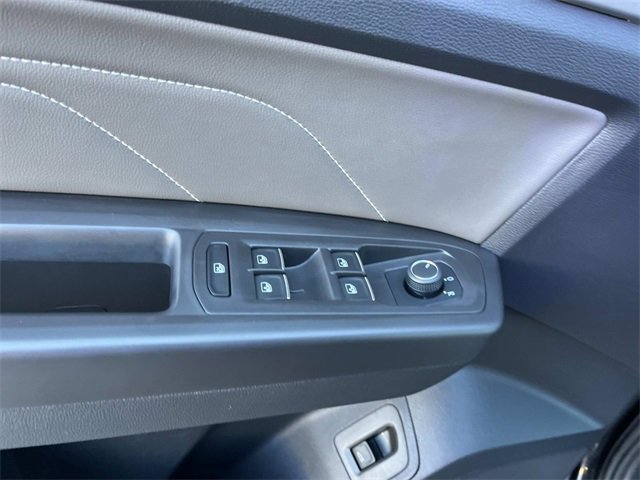 Used 2022 Volkswagen Atlas Cross Sport SE image 27