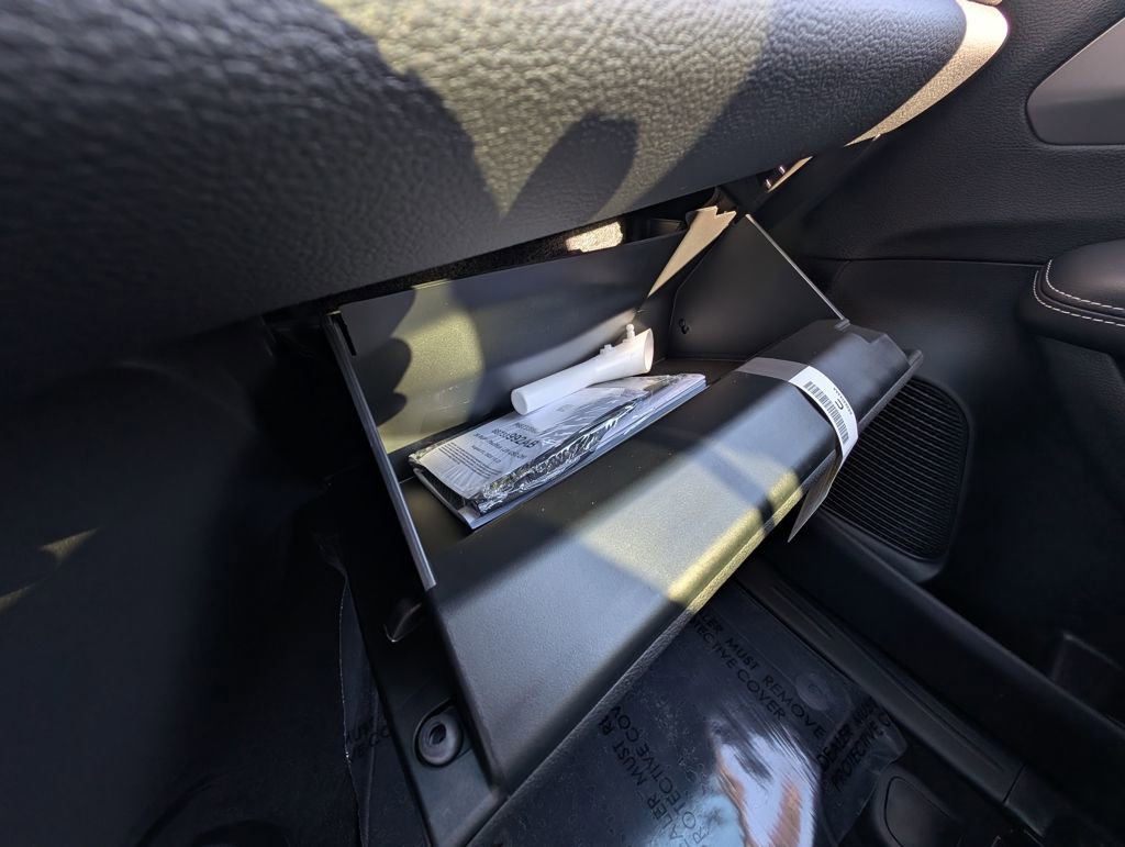 New 2026 Chrysler Pacifica Select image 33