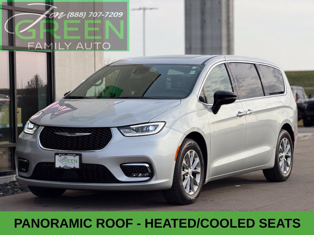 Used 2026 Chrysler Pacifica Limited