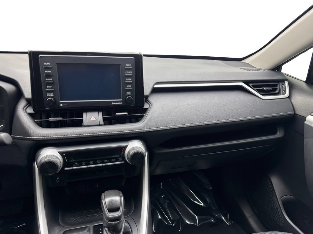 Used 2021 Toyota RAV4 LE FWD image 54