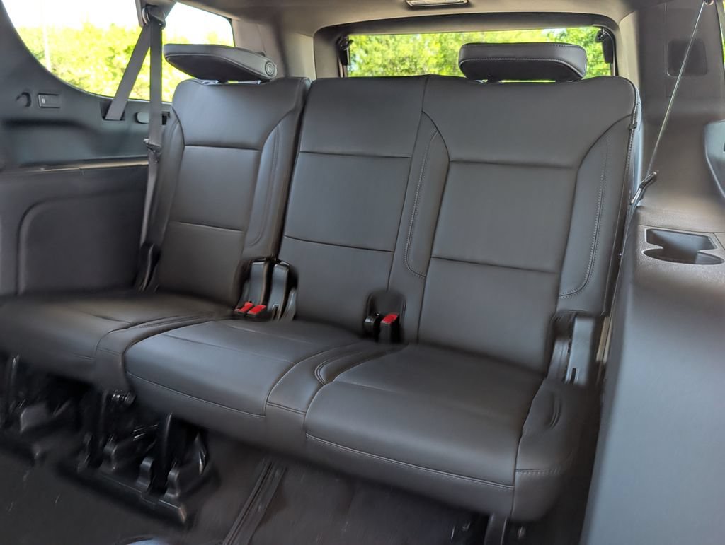 New 2026 Chevrolet Suburban LT w/ Comfort Package RWD image 8