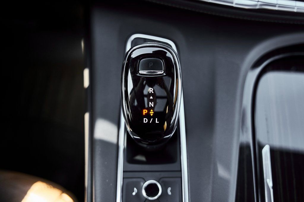 Used 2023 Cadillac Escalade ESV Sport w/ LPO, ONYX Package image 74