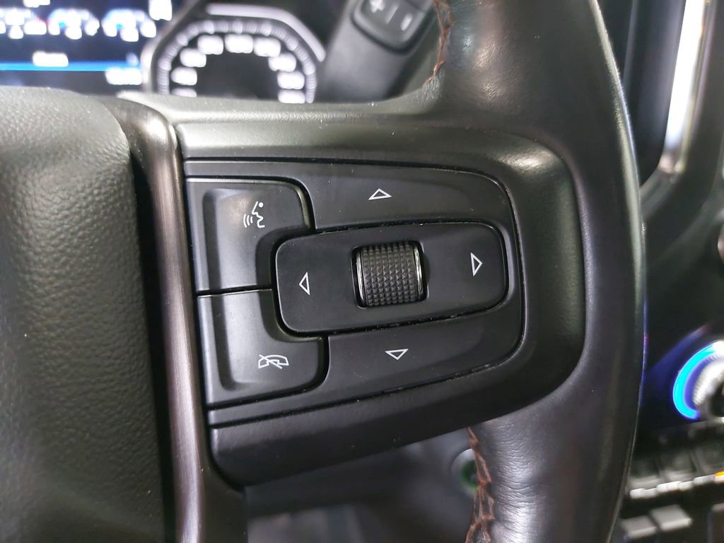 Used 2022 GMC Sierra 2500 AT4 w/ AT4 Premium Plus Package image 17