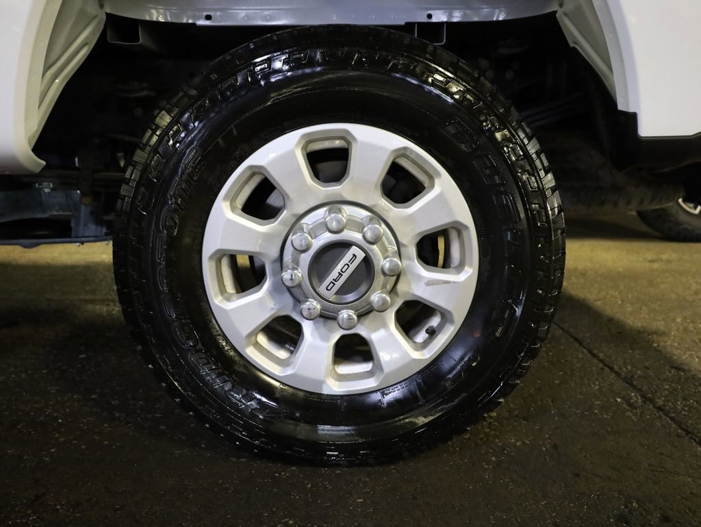 Certified 2024 Ford F350 XLT w/ FX4 Off-Road Package image 20