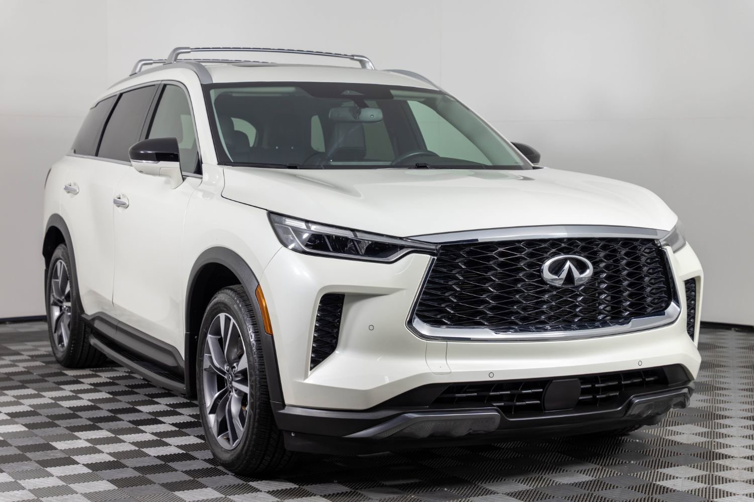 Used 2022 INFINITI QX60 Luxe w/ Cargo Package image 11