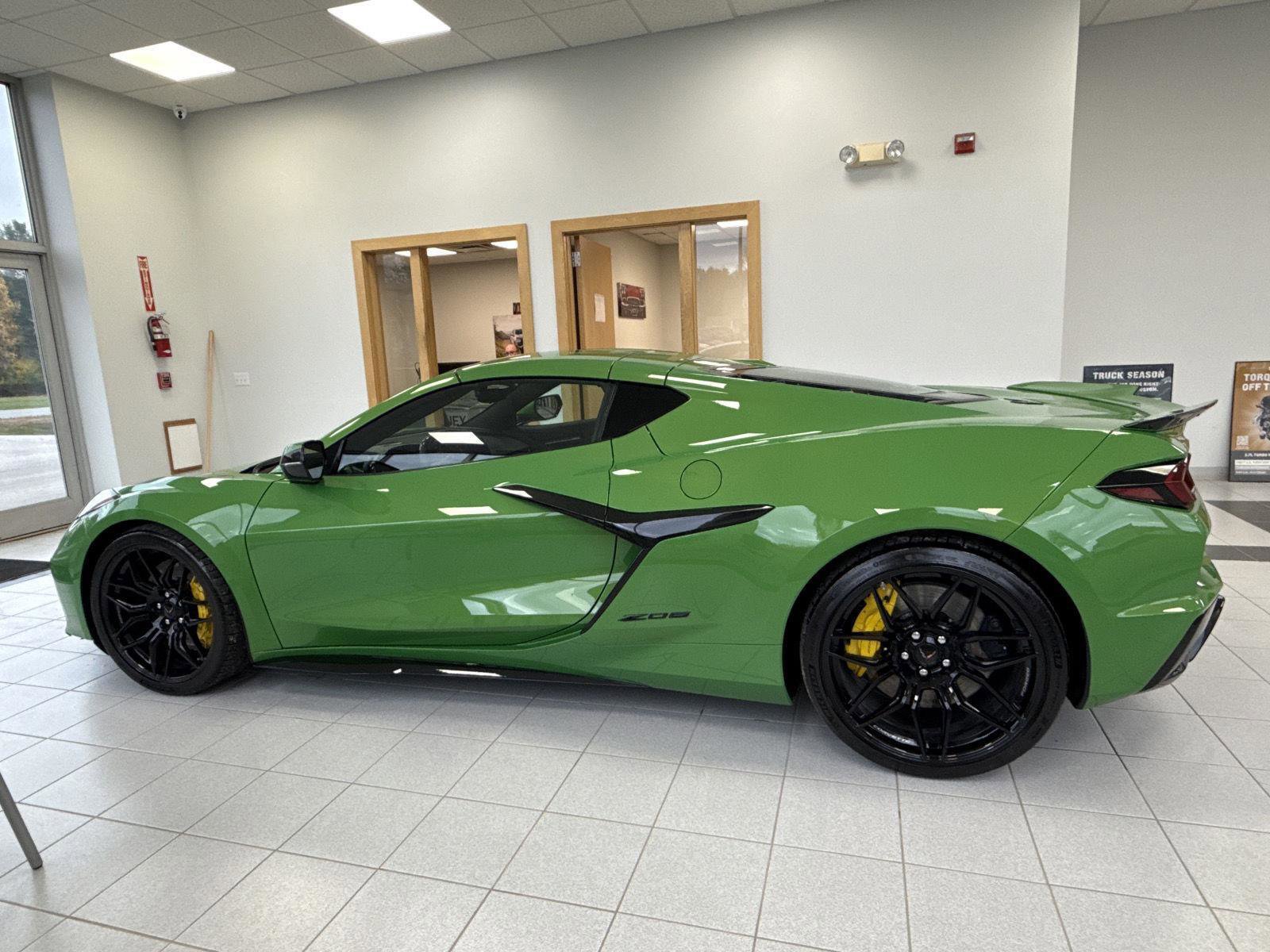 New 2026 Chevrolet Corvette Z06 w/ Stealth Interior Trim Package image 9