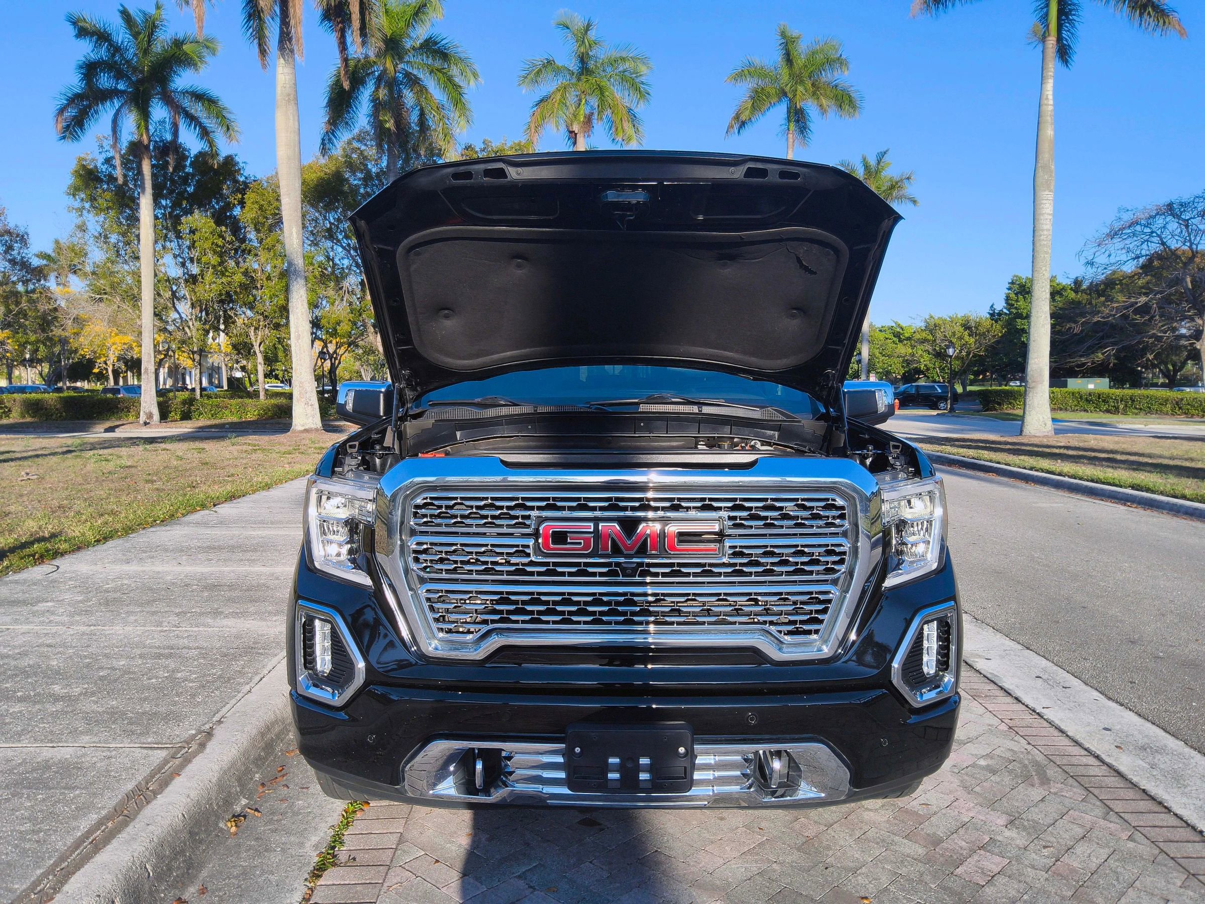 Used 2019 GMC Sierra 1500 Denali w/ Technology Package AWD/4WD image 40