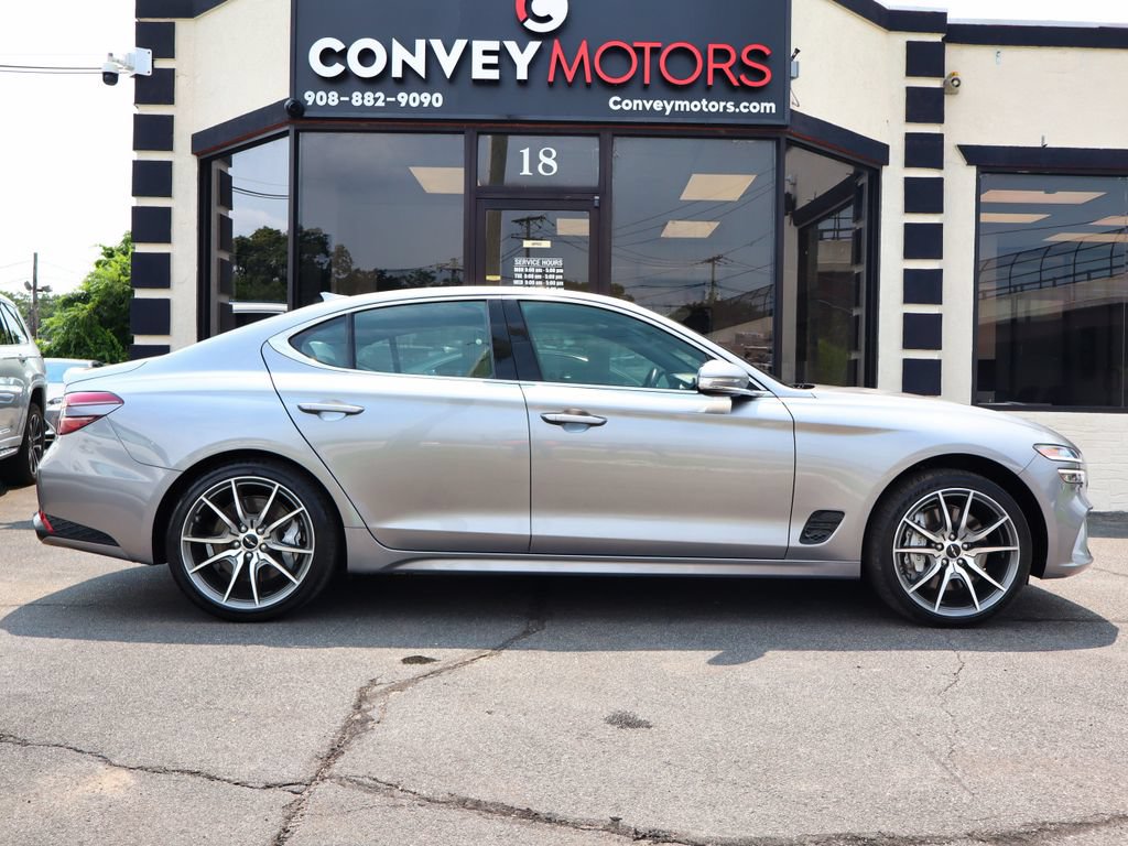 Used 2025 Genesis G70 2.5T AWD/4WD image 9