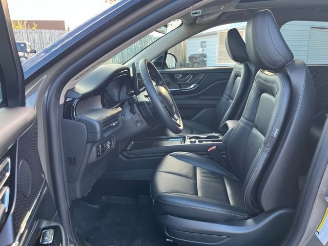 Used 2025 Lincoln Corsair Grand Touring w/ Equipment Group 301A image 14