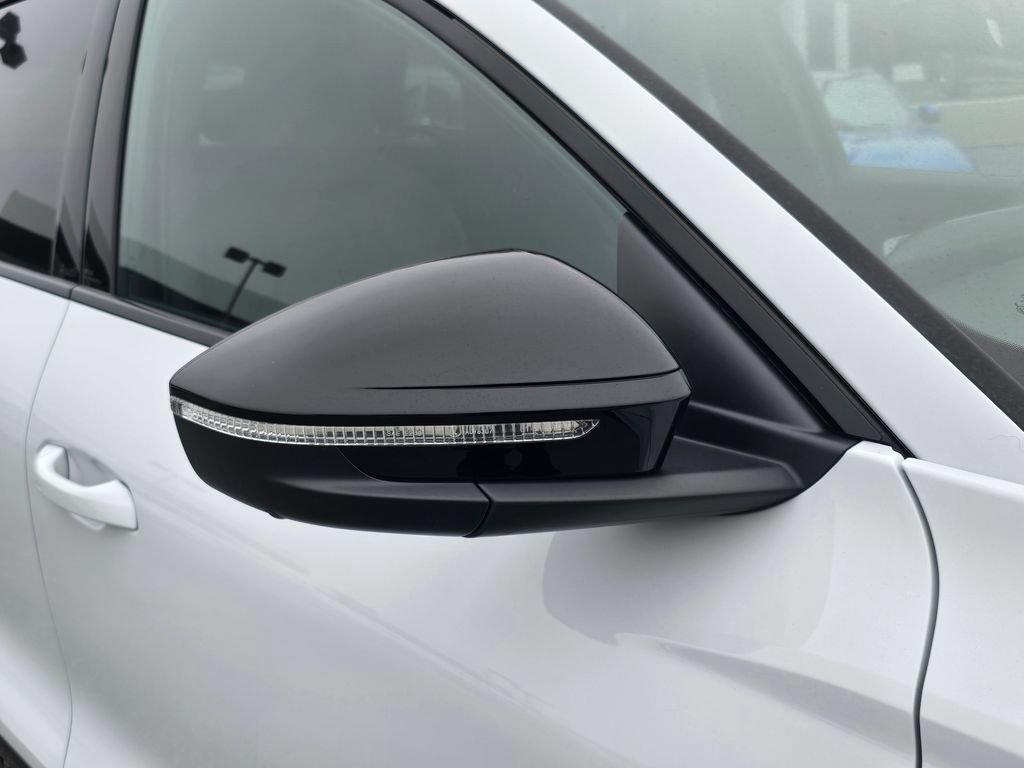 New 2027 Audi SQ6 e-tron Premium Plus AWD/4WD image 30