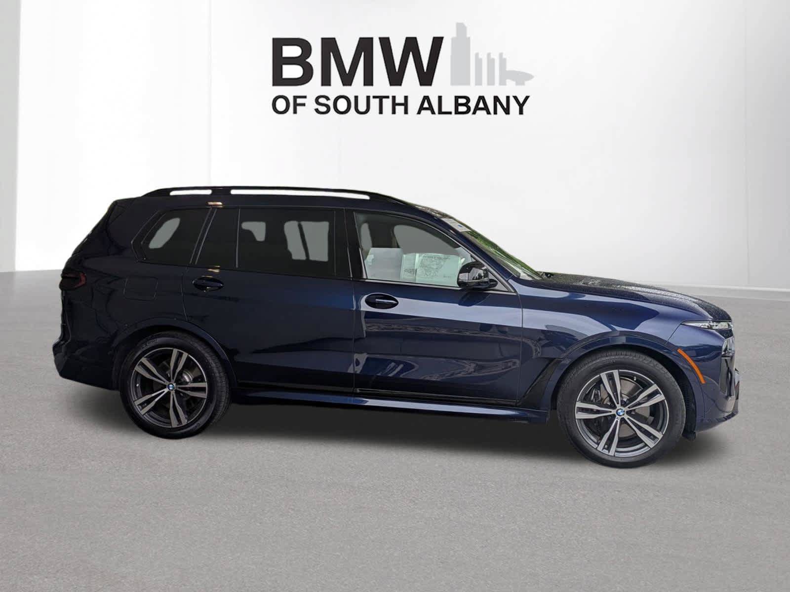 Used 2024 BMW X7 M60i w/ Executive Package AWD/4WD image 2