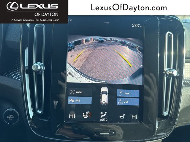 Used 2021 Volvo XC40 T5 R-Design w/ Climate Package image 26