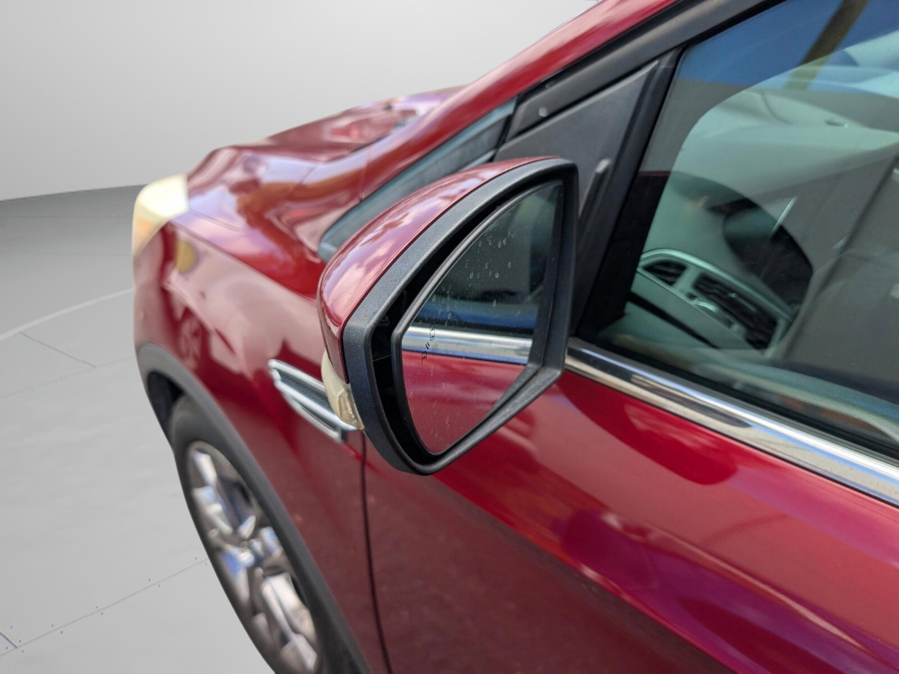 Used 2013 Ford Escape SEL image 25