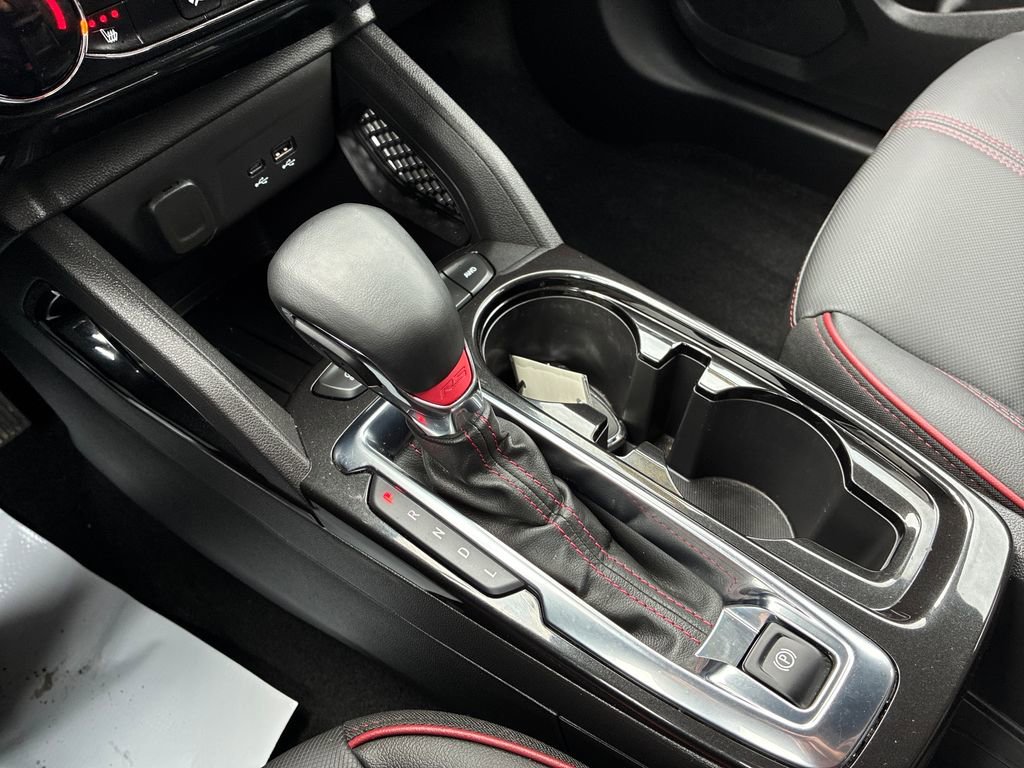 Used 2024 Chevrolet TrailBlazer RS image 29