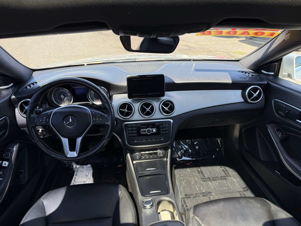 Used 2014 Mercedes-Benz CLA 250 image 10