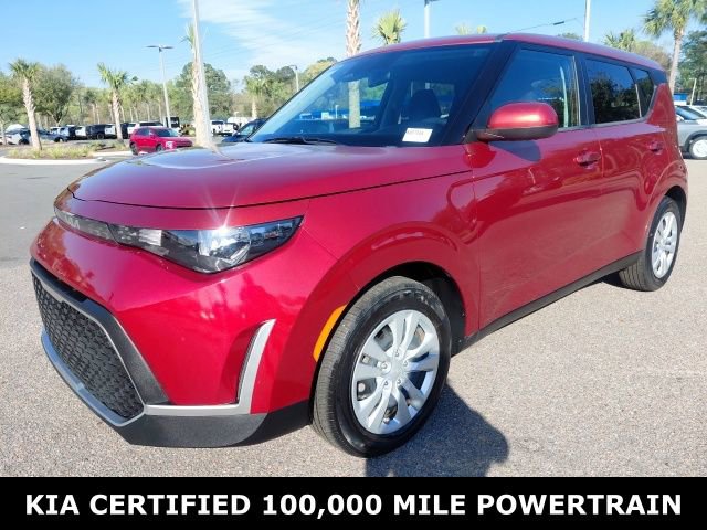 Certified 2023 Kia Soul LX FWD image 1