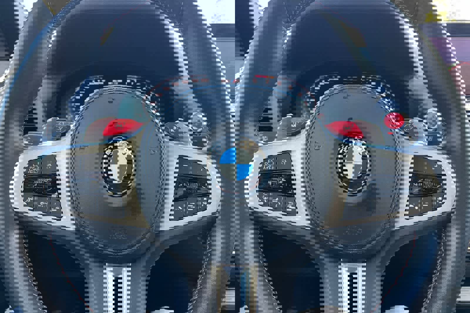 Used 2021 BMW X4 M image 26