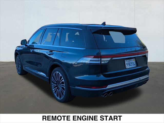 Used 2023 Lincoln Aviator Black Label w/ Class IV Trailer Tow Package image 3