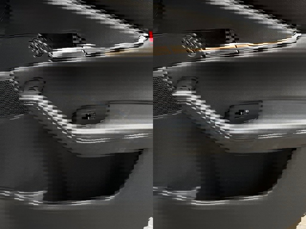 Used 2023 MAZDA CX-30 AWD 2.5 S w/ Preferred Package image 21