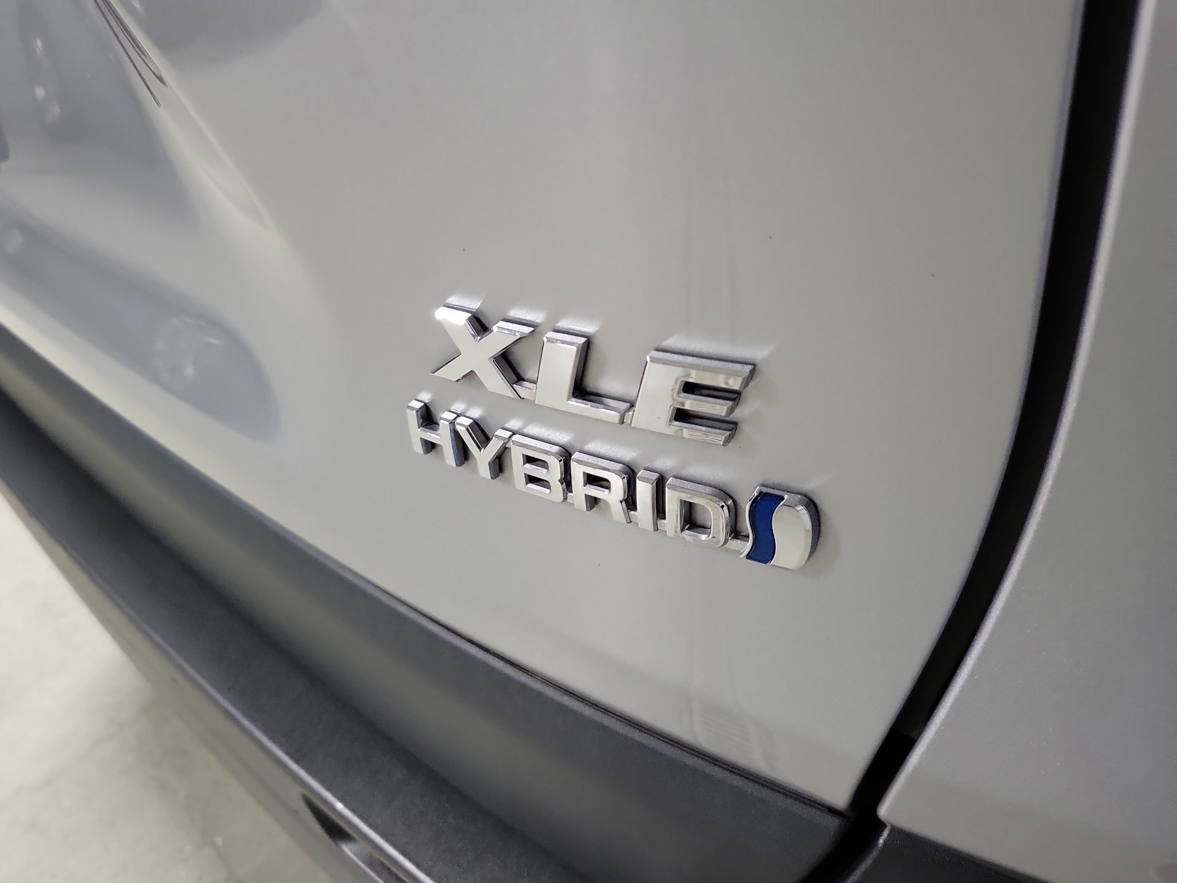 Used 2023 Toyota RAV4 XLE w/ XLE Grade Weather Package AWD/4WD image 6
