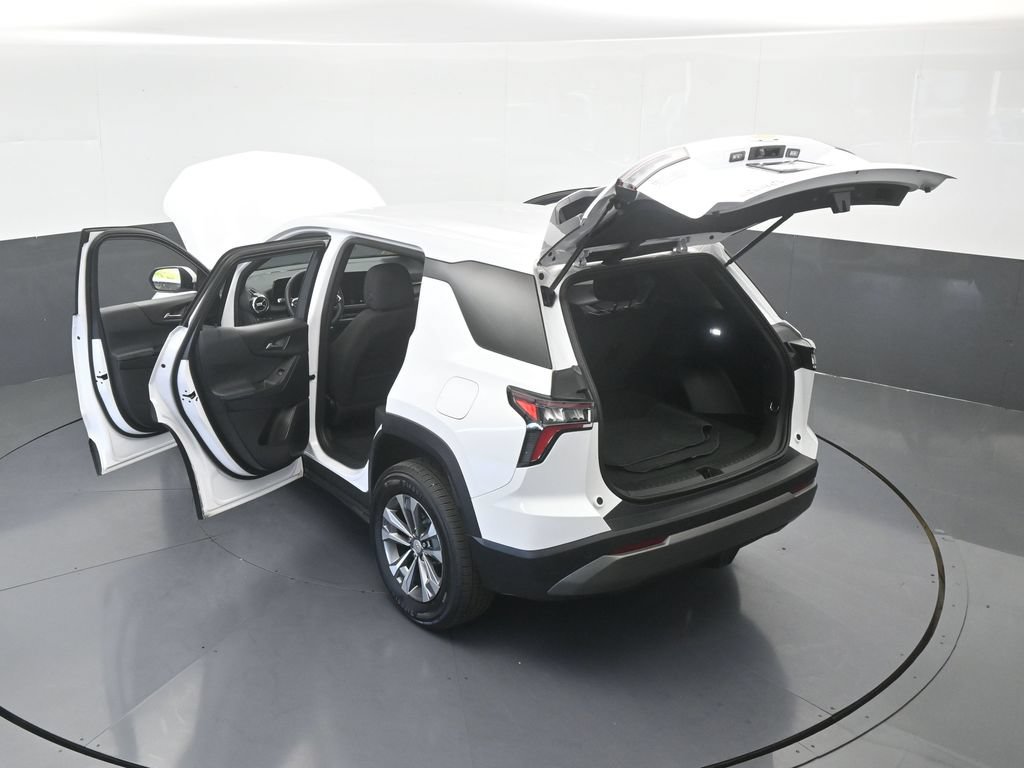 Used 2026 Chevrolet Equinox LT FWD image 62