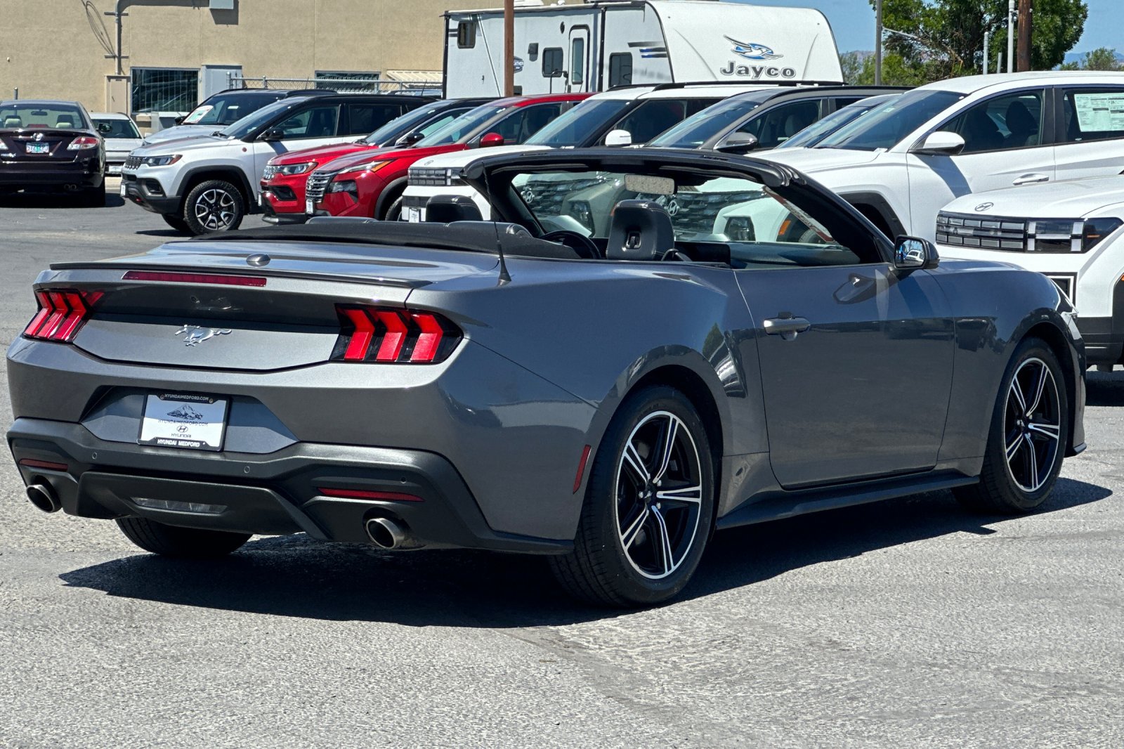 Used 2024 Ford Mustang Premium RWD image 5