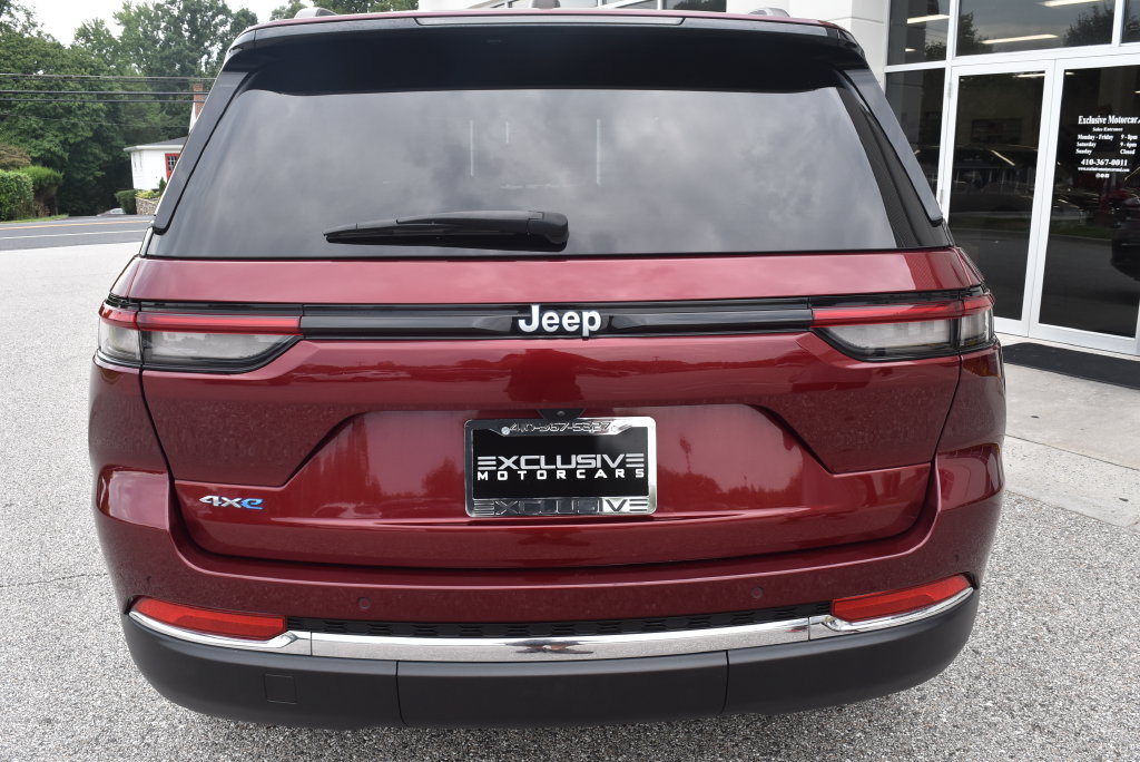 Used 2024 Jeep Grand Cherokee Limited 4xe AWD/4WD image 6