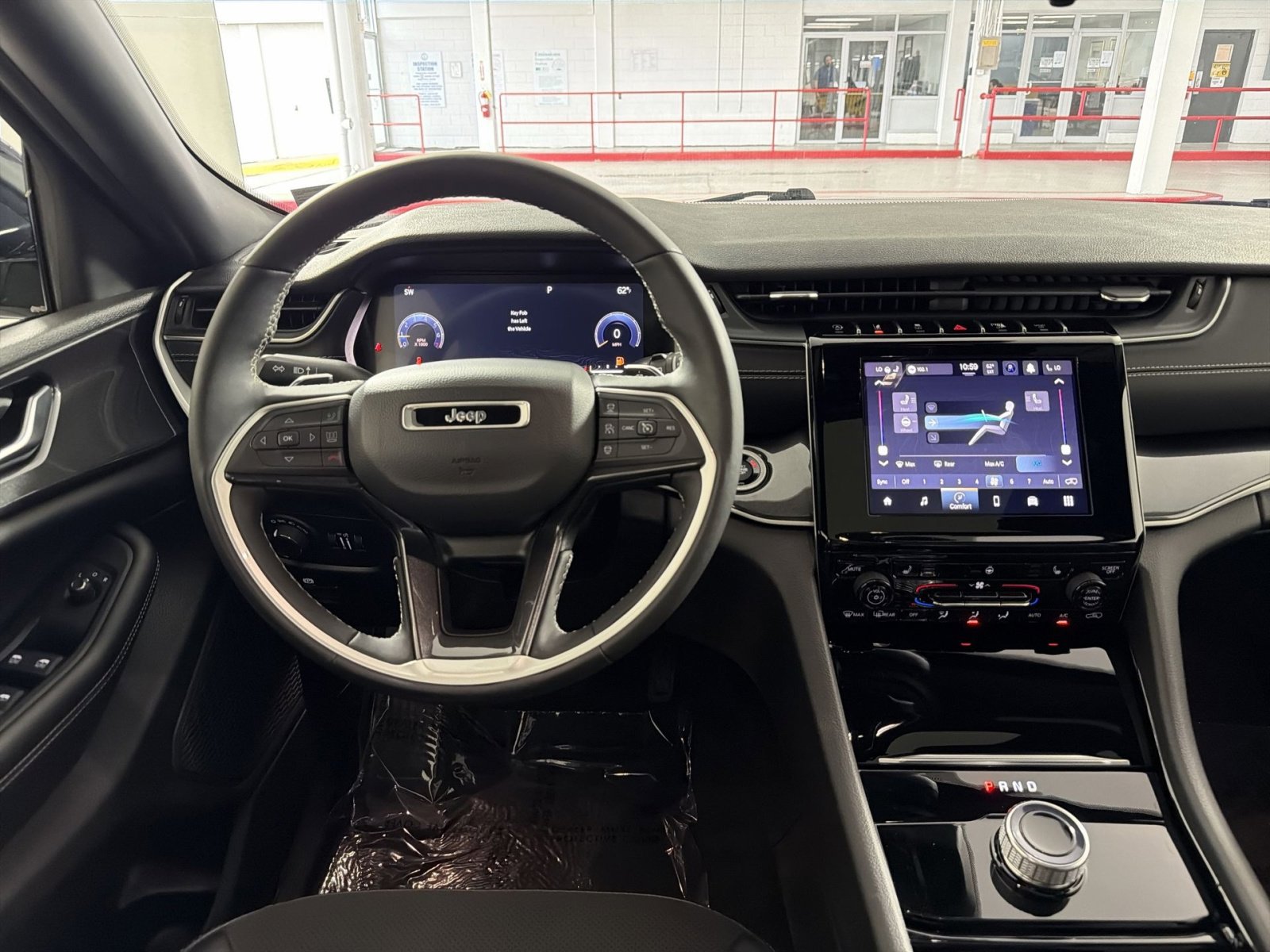 Used 2023 Jeep Grand Cherokee Altitude image 16