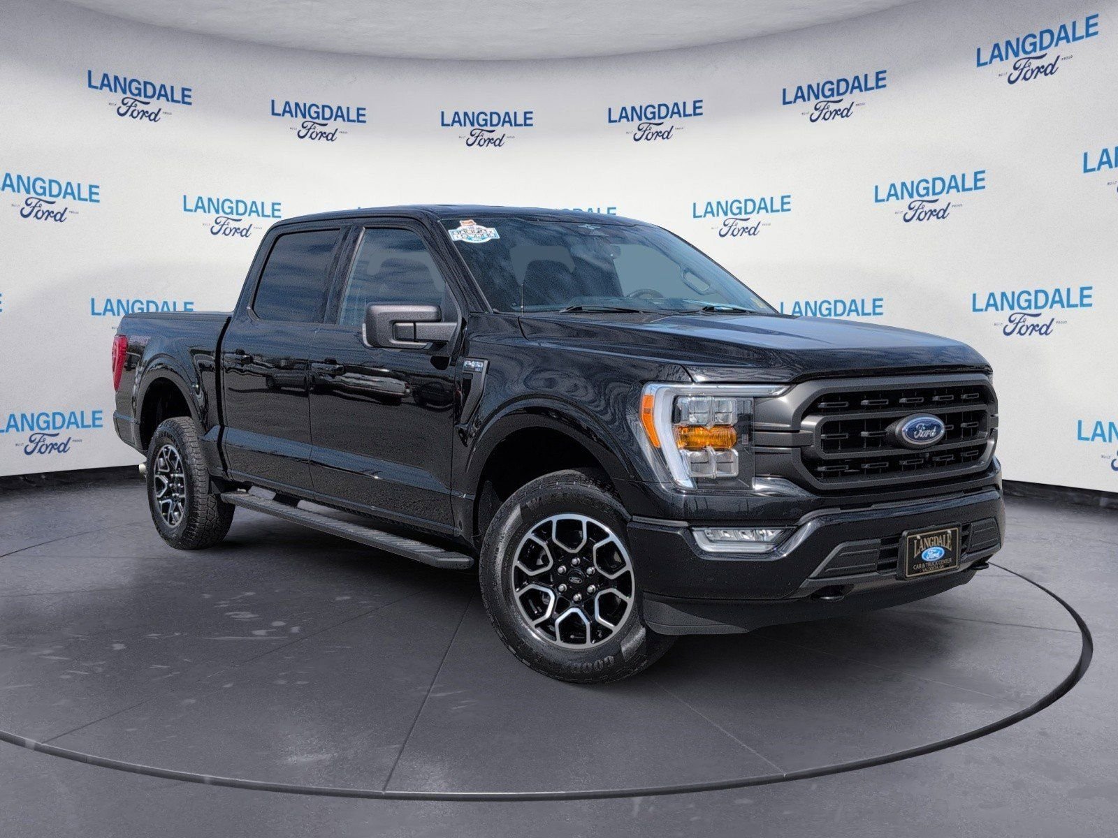 Used 2023 Ford F150 XLT w/ Equipment Group 302A High image 2